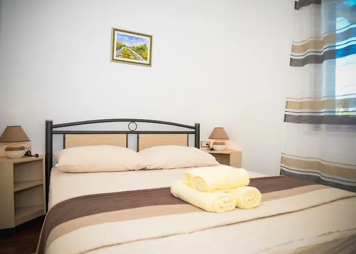 Markioli Apartman Povlja