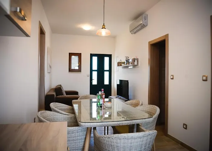 Markioli Apartment *