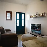 Markioli Apartment *